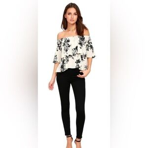 Heron Heights Black and Cream Print Off-the-Shoulder Top